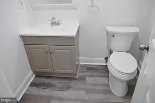 7504 Clemson Ct, Manassas, VA 20109 - Photo 3