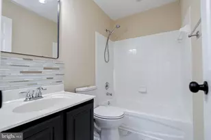 14850 Crotona Ct, Woodbridge, VA 22193 - Photo 21