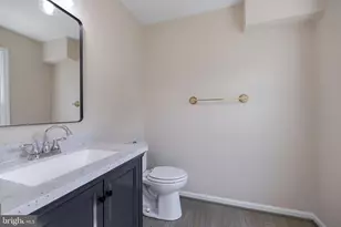 14850 Crotona Ct, Woodbridge, VA 22193 - Photo 11
