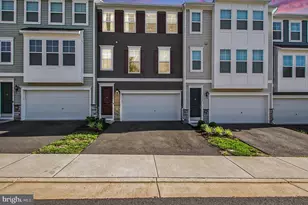 4014 Shire Meadow Ln, Triangle, VA 22172 - Photo 1