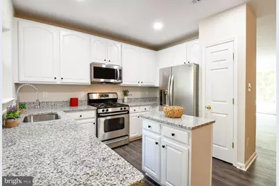 3802 Koval Lane, Woodbridge, VA 22192 - Photo 5