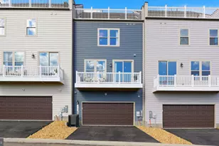 17439 Walnut Grove Way, Dumfries, VA 22026 - Photo 9