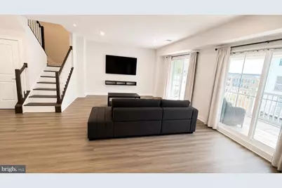 8018 Williamson Boulevard, Manassas, VA 20109 - Photo 5