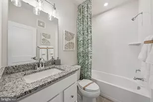 17640 Hawkins Ln, Dumfries, VA 22026 - Photo 19