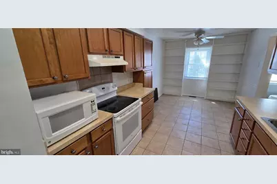 12735 Lighthouse Lane, Woodbridge, VA 22192 - Photo 3