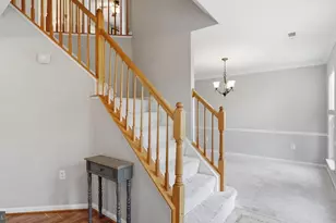 5717 Rhode Island Dr, Woodbridge, VA 22193 - Photo 3