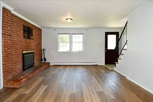14716 Dunbar Ln, Woodbridge, VA 22193 - Photo 5