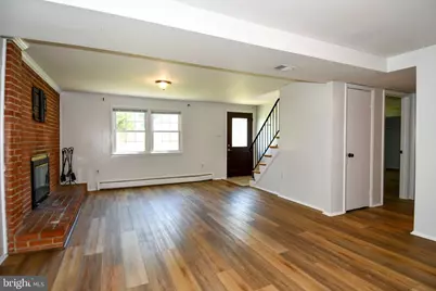 14716 Dunbar Lane, Woodbridge, VA 22193 - Photo 7