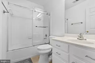 14239 Hunters Run Way, Gainesville, VA 20155 - Photo 29