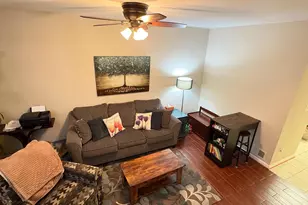 2077 Stargrass Ct, Woodbridge, VA 22192 - Photo 3