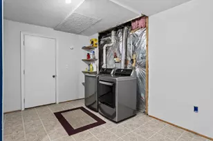 18252 Linton Ct, Dumfries, VA 22026 - Photo 19