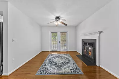 18252 Linton Court, Dumfries, VA 22026 - Photo 15