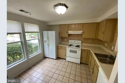 4749 Hedrick Lane, Woodbridge, VA 22193 - Photo 3