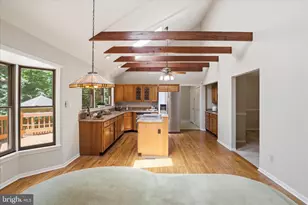 6501 Commonwealth Ct, Manassas, VA 20112 - Photo 9