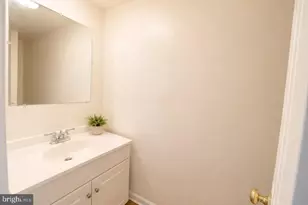7921 Meadow Ct, Manassas, VA 20109 - Photo 11