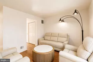 7921 Meadow Ct, Manassas, VA 20109 - Photo 9