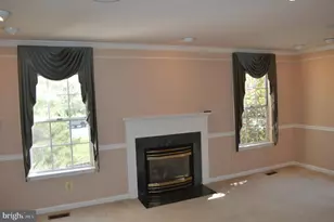 16853 Capon Tree Ln, Woodbridge, VA 22191 - Photo 11