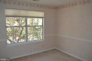 16853 Capon Tree Ln, Woodbridge, VA 22191 - Photo 19