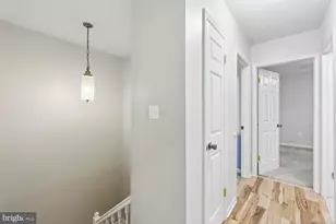 15718 Cranberry Ct, Dumfries, VA 22025 - Photo 11