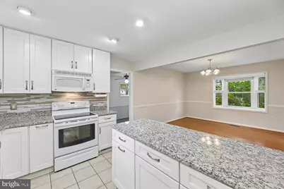 15718 Cranberry Court, Dumfries, VA 22025 - Photo 5