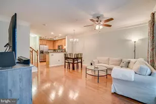 2291 Kew Gardens Dr, Woodbridge, VA 22191 - Photo 3