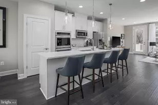 8933 Queensferry Rd, Manassas, VA 20112 - Photo 3