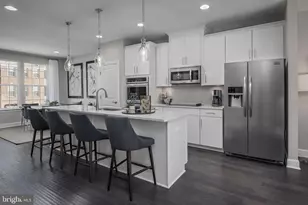 8933 Queensferry Rd, Manassas, VA 20112 - Photo 5