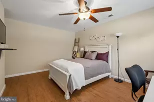 14376 Pine Ln, Woodbridge, VA 22191 - Photo 13