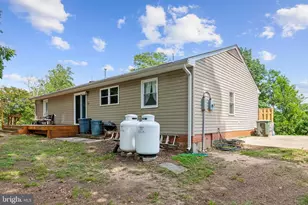 14376 Pine Ln, Woodbridge, VA 22191 - Photo 23