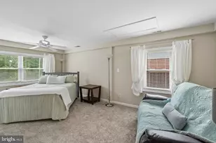 14376 Pine Ln, Woodbridge, VA 22191 - Photo 15