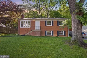 13907 Lynhurst Dr, Woodbridge, VA 22193 - Photo 1