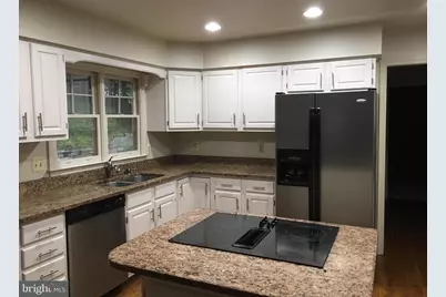 4269 Exeter Drive, Dumfries, VA 22025 - Photo 9