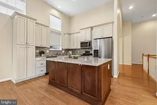 12975 Dunbarton Dr, Bristow, VA 20136 - Photo 19
