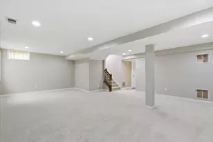 17037 Loftridge Ln, Gainesville, VA 20155 - Photo 43