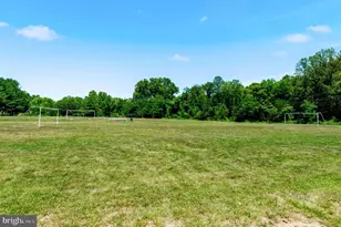 15252 Cloverdale Rd, Woodbridge, VA 22193 - Photo 47