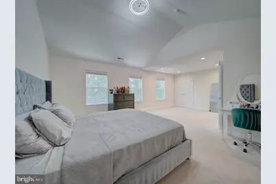 18413 Cedar Drive, Triangle, VA 22172 - Photo 31