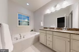 1762 Rockledge Terrace, Woodbridge, VA 22192 - Photo 35
