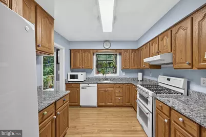 11039 Timberview Drive, Manassas, VA 20111 - Photo 19