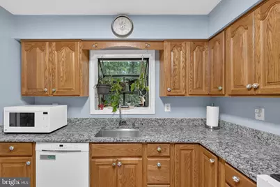 11039 Timberview Drive, Manassas, VA 20111 - Photo 23
