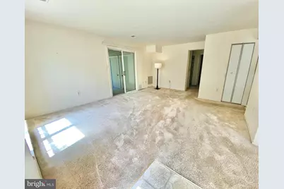 2877 Burgundy Place, Woodbridge, VA 22192 - Photo 5