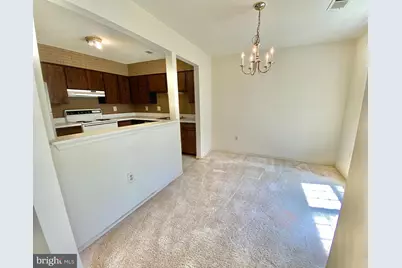 2877 Burgundy Place, Woodbridge, VA 22192 - Photo 7