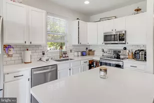 12050 Etta Pl, Bristow, VA 20136 - Photo 11