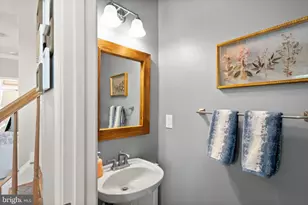 202 Center Ln, Occoquan, VA 22125 - Photo 17