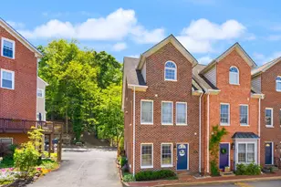 202 Center Ln, Occoquan, VA 22125 - Photo 1