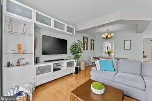 9059 Brewer Creek Pl, Manassas, VA 20109 - Photo 11