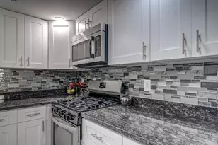 14822 Bryan Ct, Woodbridge, VA 22193 - Photo 5