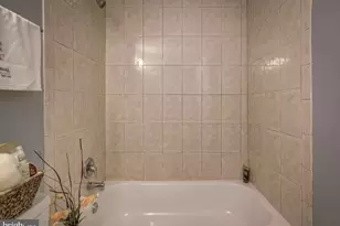 14822 Bryan Ct, Woodbridge, VA 22193 - Photo 17