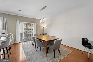 8045 Crescent Park Dr, Gainesville, VA 20155 - Photo 11