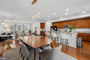 8045 Crescent Park Dr, Gainesville, VA 20155 - Photo 13