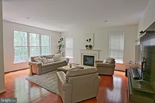5108 Yawl Ct, Woodbridge, VA 22193 - Photo 11